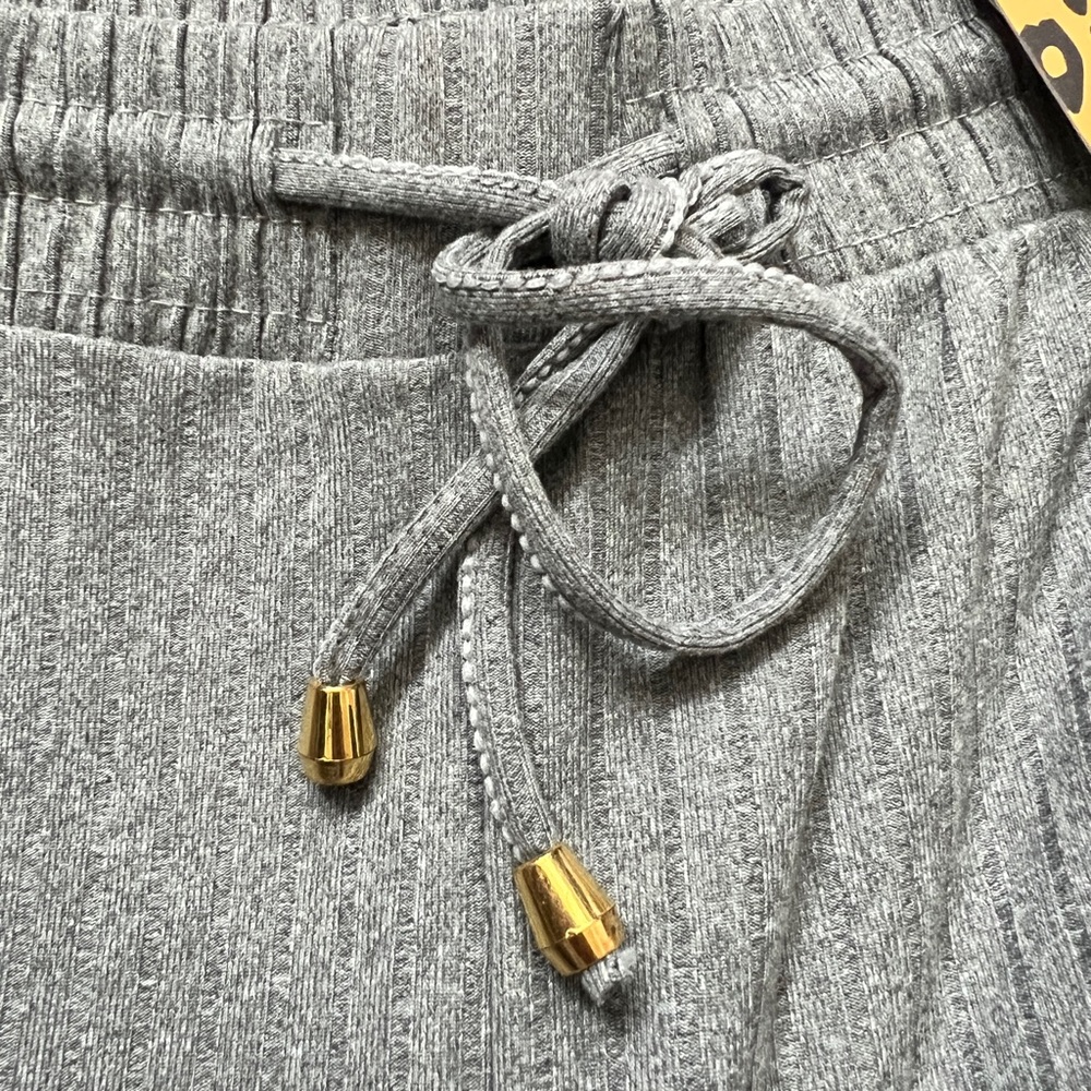 BAE CITY Textured Jogger Pants - Picture 6 of 10